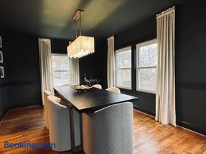 Stylish 3BR with Patio Walk to State Capitol - Image 2