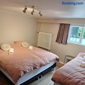 Singasteinn guesthouse - Image 1