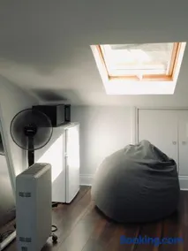 Angel en-suite rooms - Image 3