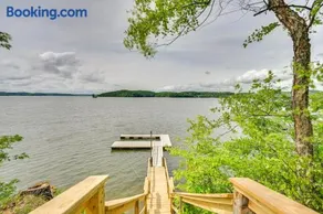 Fox Berry Hill - Lakefront with Dock, Launch & Hot Tub - Image 1
