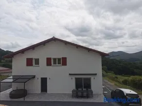 Maison mitoyenne au cœur du Pays Basque - Image 1