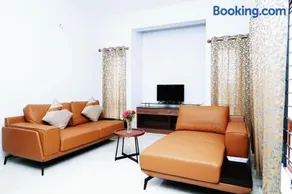 UNNATHI SUITES - Image 1