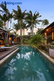 Port Douglas Tropical Private Retreat Home - Image 2