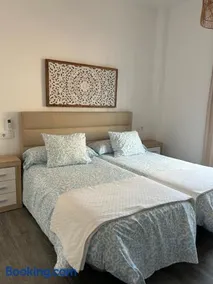 Apartamento en Urbanización Residencial - Roble, 5 - Image 3