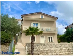 Villa Annunziata Superior - Image 1