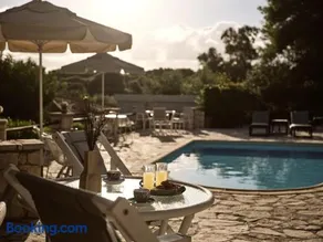 AQUARIUS HOTEL - Image 3