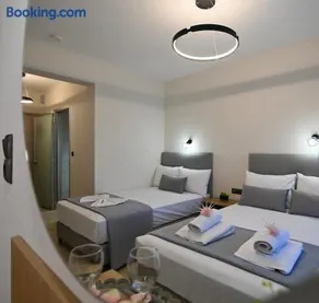 Armonia Luxury Suites - Image 2