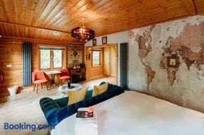Blissful Corner Lodge Great Ayton Yorkshire with hot tub and onsite bistro - Image 1