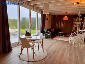 Guest house with private pool & jacuzzi - Image 4