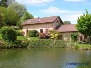 Spacieux Gîte Proche Forêt avec Sauna, Baby Foot et Activités Extérieures - À 10 min de Remiremont - Image 2
