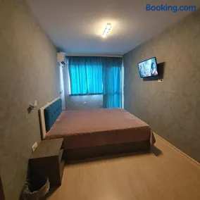Lake View Deluxe Tryavna БЕЗПЛАТЕН БАСЕЙН ДО 12ти СЕПТЕМВРИ БЕЗПЛАТЕН ПАРКИНГ - Image 2