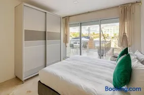 The Yacht Apartment in Herzlia - Image 5