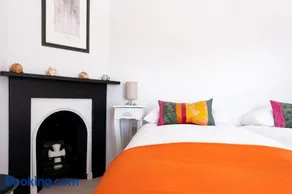 Coastguard Cottage - Image 4