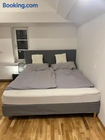 Modernes City-Apartment mit Parkplatz in Steyr - Image 4