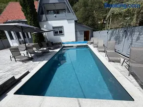 Villa Eleven - Image 1