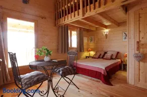 Les Cabanes des Benauges - Image 2