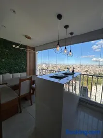 AP com linda vista da cidade bem localizado a 25 min do aeroporto GRU - Image 1