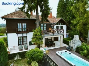 Villa Wolf Castle - vanjski grijani bazen 365 dana i pet friendly - Image 4