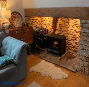 Cottage in the Heart of Frome - Image 5