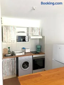 Appartement 1 chambre, à proximité de La Rochelle, dans une résidence au calme, avec parking - Image 1