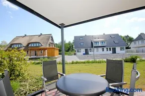Strandresort Rex Rugia Ferienwohnung 14-3 mit Sauna- und Schwimmbadnutzung im AHOI Sellin - Image 5