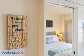 Ilikai Collection 4 Amazing direct ocean and lagoon views and beachfront property - Image 3