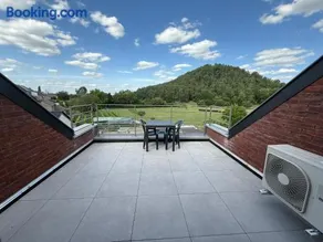 Loft 2 chambres avec terrasse - Image 3