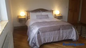 Burren Rock Farmhouse B&B - Image 4