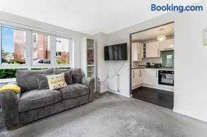 GuestReady - Edinburgh Elegant home - Image 4
