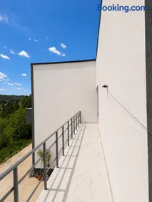 Pensiunea casa duculescu - Image 1