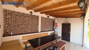 Oasis apartment with sea view and garden - Image 2