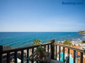 Altamar 60 Balcony beach views By CanariasGetaway - Image 1