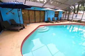PetFriendlySpaciousHomeByCrystalBeachGameRoomPOOL - Image 2