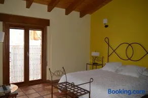 Las Abadías - Image 1