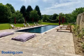 Beautiful country house 1 hr 45 min from Paris - Image 2