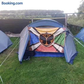 Luxury Pop Up Camping & Hotel Package & Private Transport to Tomorrowland - Image 2