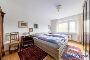 Private Room - Image 3