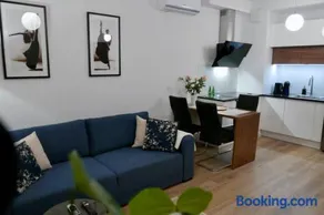 Oś Królewska - Modern Apartment in Wilanów - Image 2