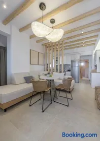 Michalakis Seaside Suites - Image 3