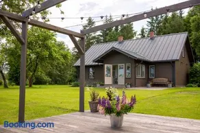 Country House Dravnieki - Image 1