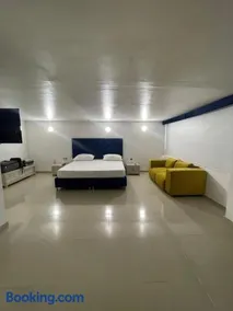 HS-DD Habitación Deluxe cerca al mar con piscina y wifi - Image 3