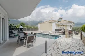 Diamanti Villa, Pool & Barbecue - Image 1