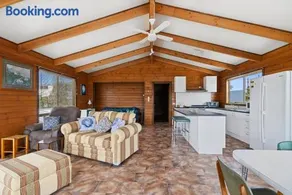 Neptune's Nook - Image 3