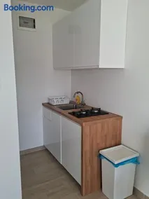 Guest House Nina - Image 2
