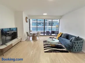 iconic World Square Apartment Sydney City - Image 1