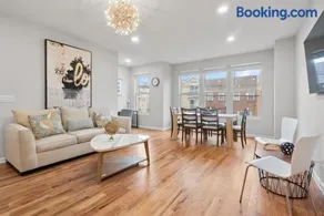 Spacious 4BED 3BA Apt with Garage Near NYC and MetLife Stadium close to PATH ready for FIFA - Image 1
