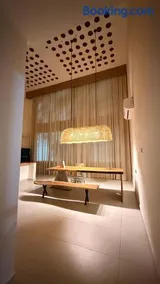 Aiyavi a Luxurious Retreat 6bhk - Image 2