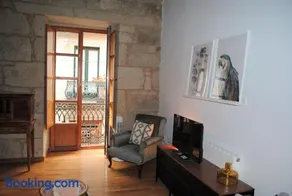 Exclusivo apartamento en edificio histórico - Image 2