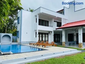 Seven Plus Villa - Image 2