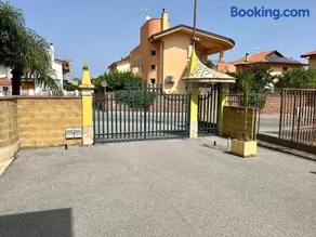 Oliveri nuovo appartamento 5 posti letto più posto auto privato - Image 3